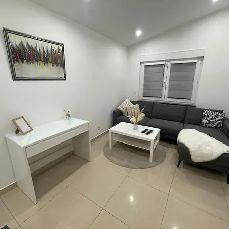 Exklusive Flughafen-messe Naehe Duesseldorf ドゥイスブルグ