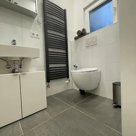 Apartment Exklusive Flughafen-messe Naehe Duesseldorf Duisburg